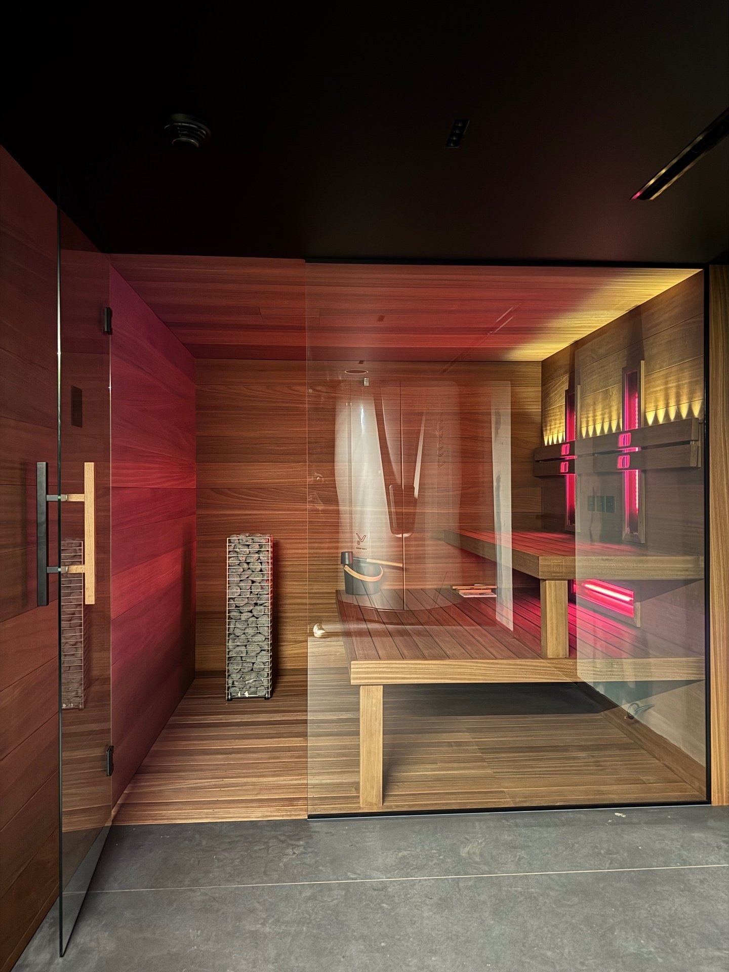 Kombinovaná sauna s červeným cédrom